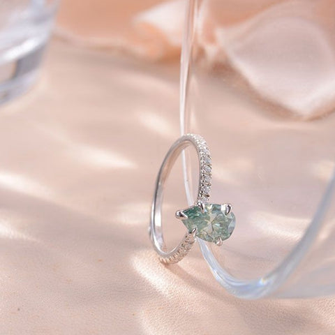 1.5Ct Teardrop Light Blue Green Moissanite Ring