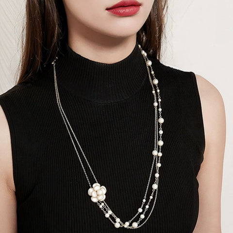 Camellia Pearl Sweater Chain