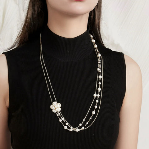 Camellia Pearl Sweater Chain