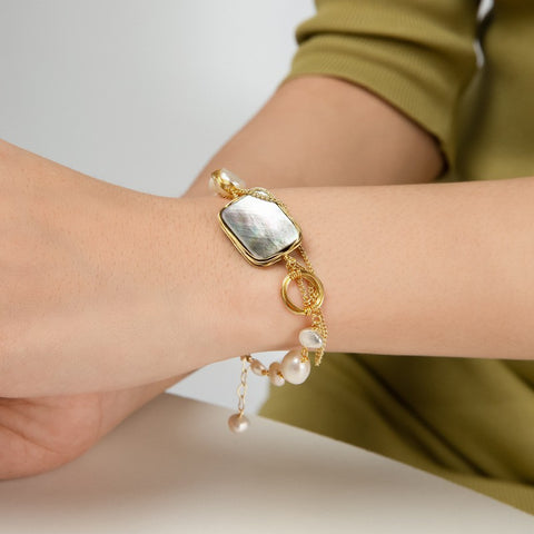 Baroque Pearl Shell Bracelet